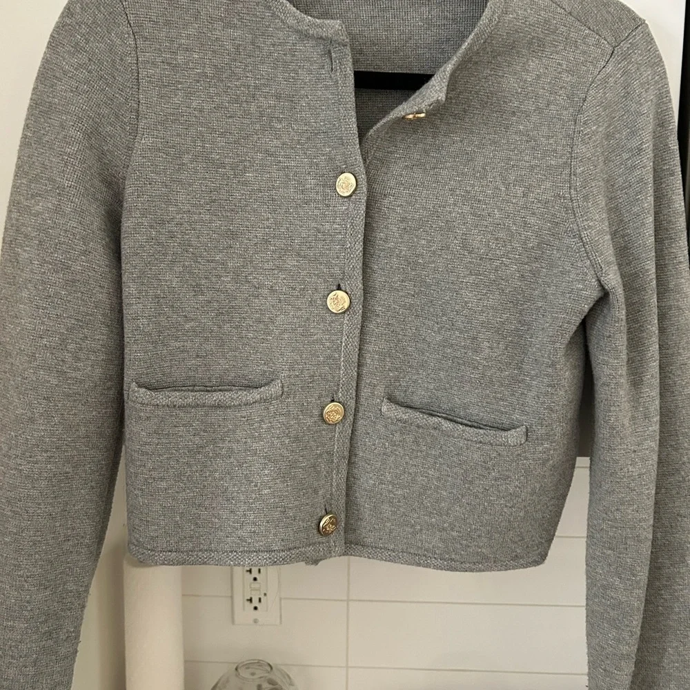 Abercrombie & Fitch Light Gray Button-Front Cardigan - Picture 2 of 4